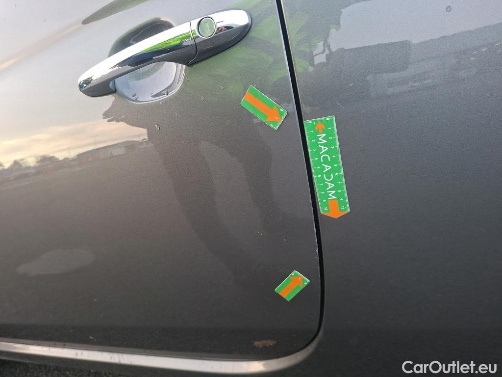  Fiat  500 FIAT   2015 3P Berline Hybrid 1.0 BSG 70 ch Dolcevita #17