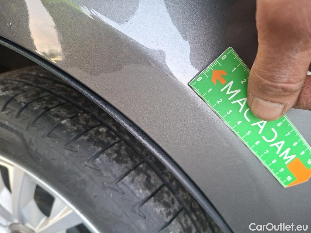  Fiat  500 FIAT   2015 3P Berline Hybrid 1.0 BSG 70 ch Dolcevita #32