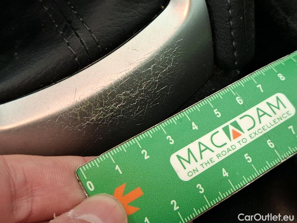  Nissan  Micra NISSAN   2016  5P  Berline IG-T 92 Business Edition #17