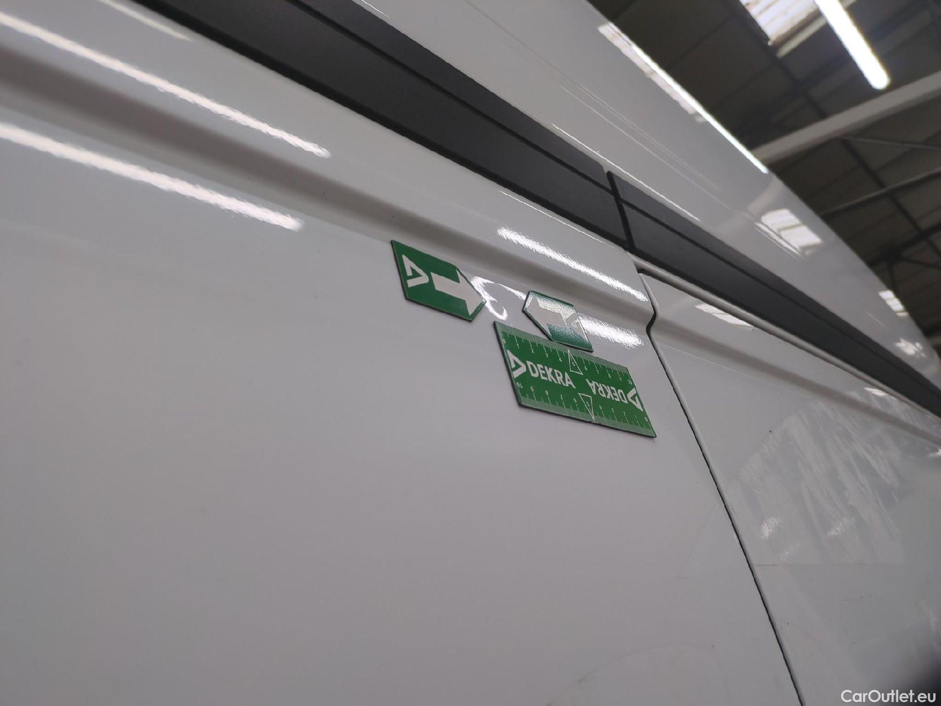  Ford  Transit FORD  Custom / 2018 / 4P / Fourgon tôlé 2.0 ECOBLUE 105 300 L1H2 TREND BUSINESS #25