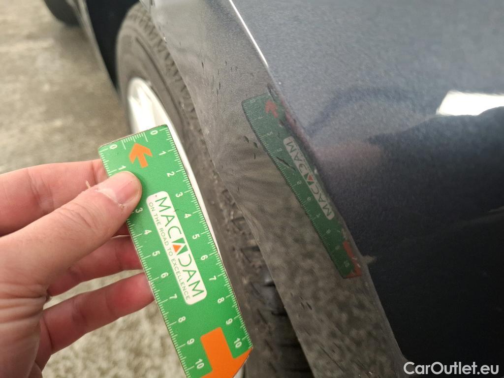  Nissan  Micra NISSAN   2016  5P  Berline IG-T 92 Business Edition #8