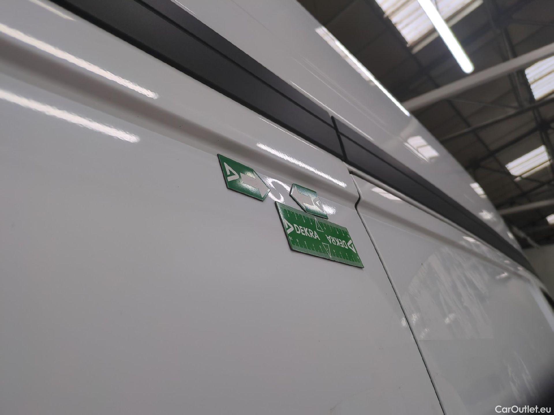  Ford  Transit FORD  Custom / 2018 / 4P / Fourgon tôlé 2.0 ECOBLUE 105 300 L1H2 TREND BUSINESS #27