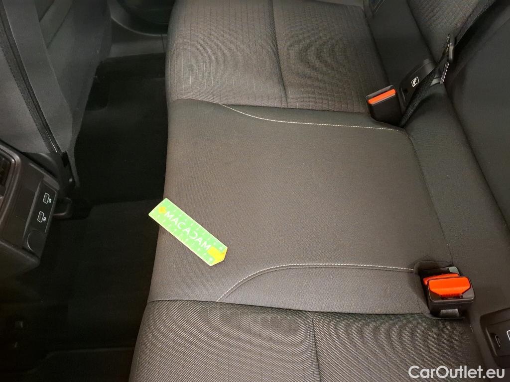  Renault  Arkana RENAULT   2021  5P  SUV Evolution mild hybrid 140 EDC 22 #22