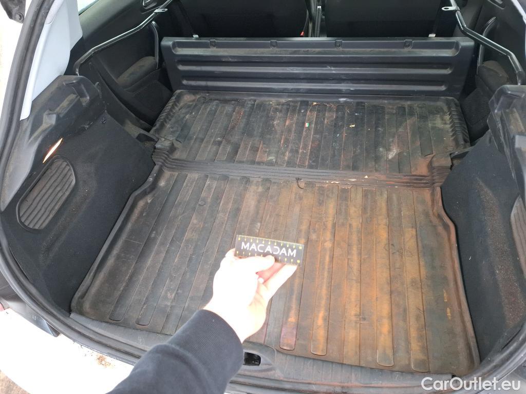  Peugeot  208  Affaire Premium Pack 1.5 HDi 100CV BVM5 E6dT #18