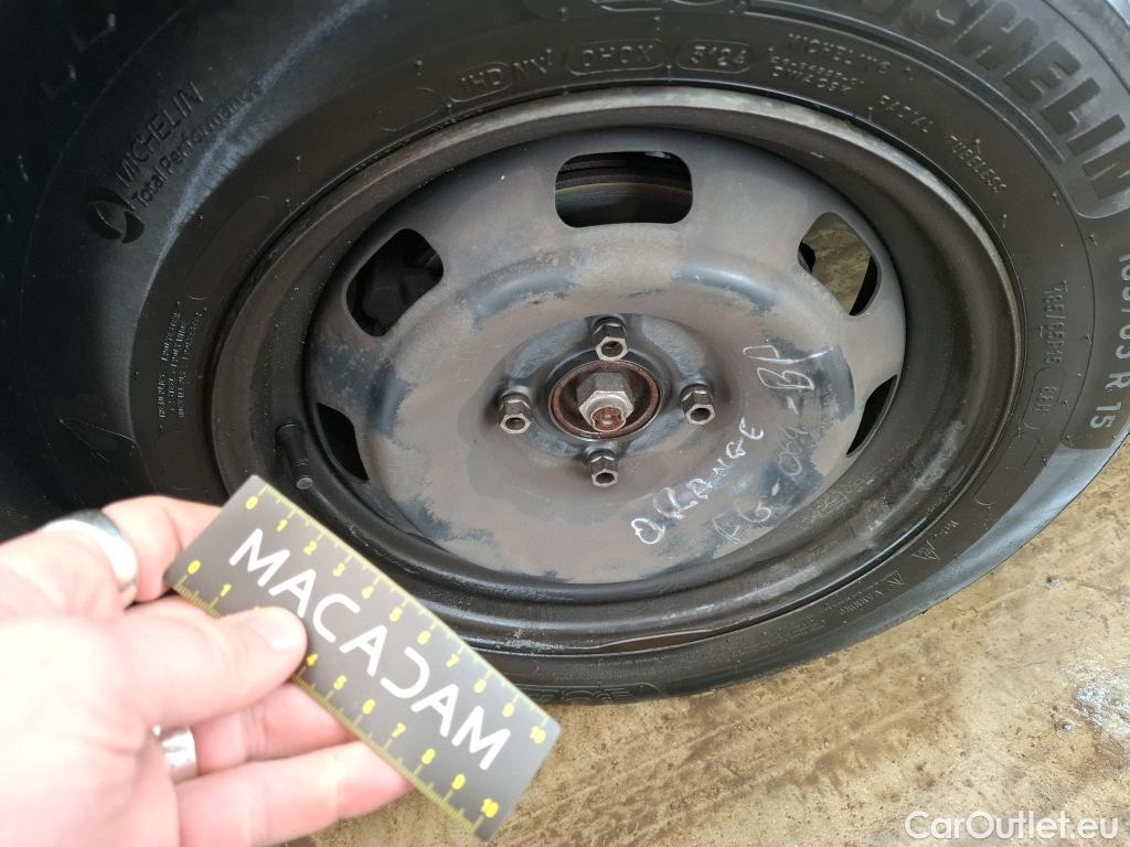  Peugeot  208  Affaire Premium Pack 1.5 HDi 100CV BVM5 E6dT #68