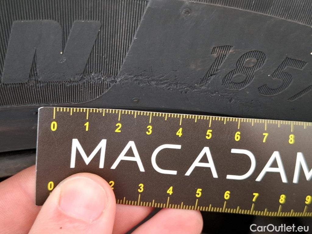  Peugeot  208  Affaire Premium Pack 1.5 HDi 100CV BVM5 E6dT #44