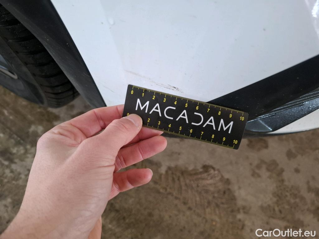  Peugeot  2008  Allure Pack 1.5 HDi 130CV BVA8 E6d #36