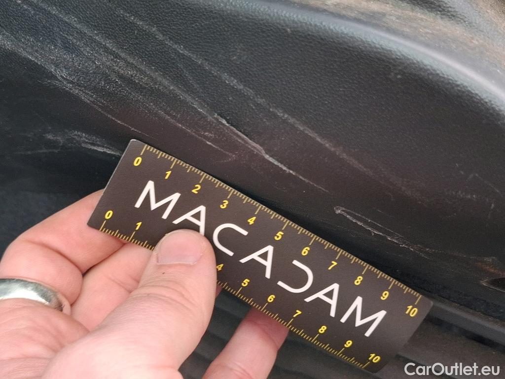  Peugeot  208  Affaire Premium Pack 1.5 HDi 100CV BVM5 E6dT #37