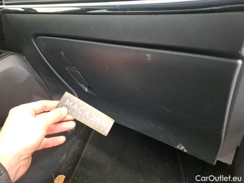  Peugeot  2008  Allure Pack 1.5 HDi 130CV BVA8 E6d #30