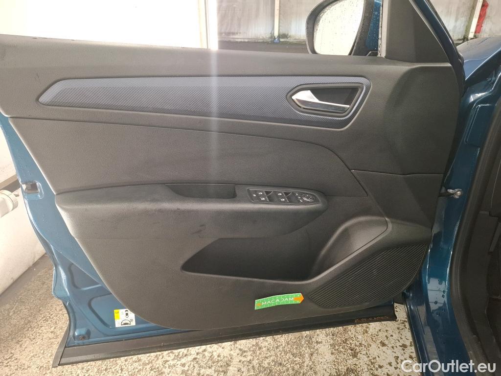  Renault  Arkana RENAULT   2021  5P  SUV Evolution mild hybrid 140 EDC 22 #14