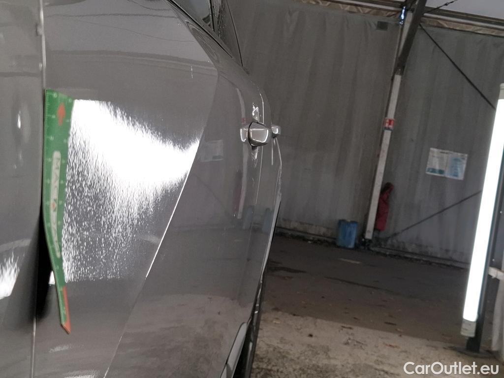  Peugeot  2008  Active Pack 1.2 PureTech 130CV BVA8 E6d #4