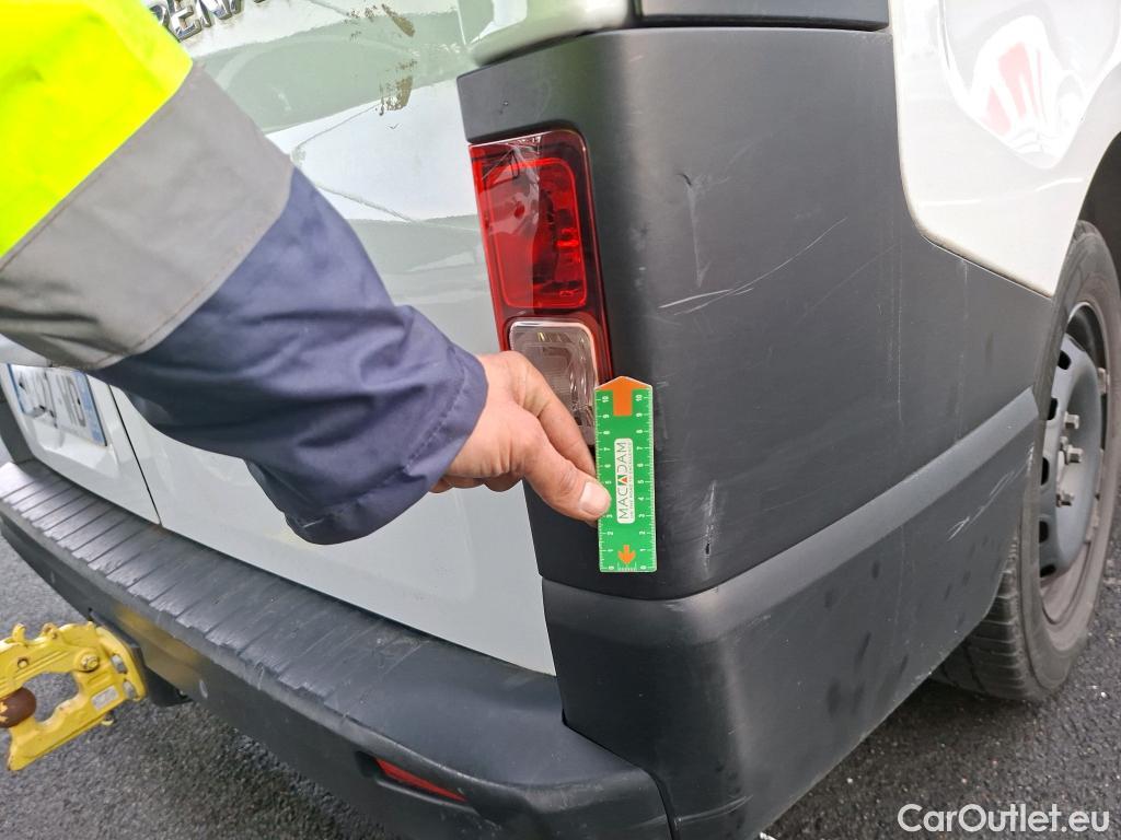  Renault  Trafic  Fourgon L2H1 1300 Confort 1.6 dCi #9