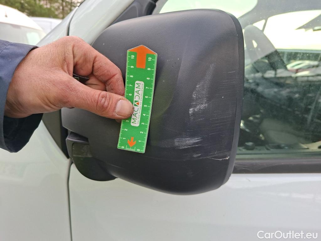  Renault  Trafic  Fourgon L2H1 1300 Confort 1.6 dCi #114