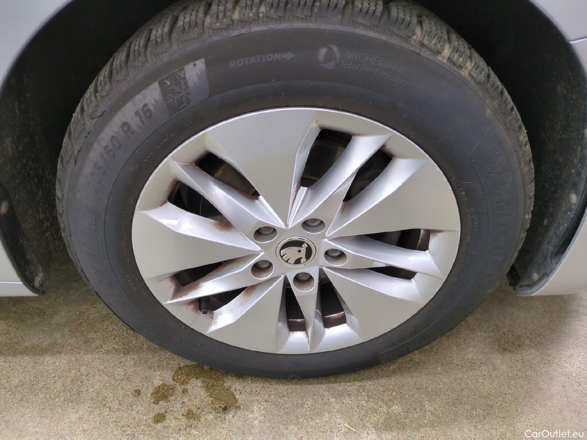  Skoda  Octavia  Break Business 2.0 TDI 115CV BVA7 E6d #3