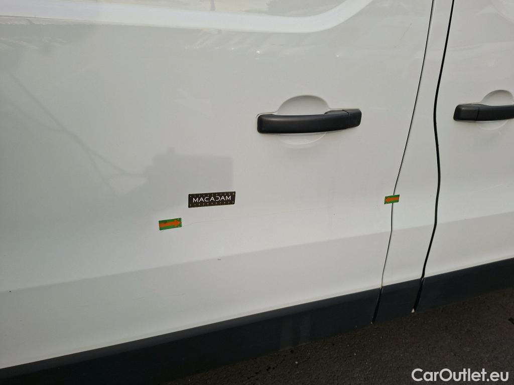  Renault  Trafic  Fourgon L2H1 1300 Confort 1.6 dCi #94