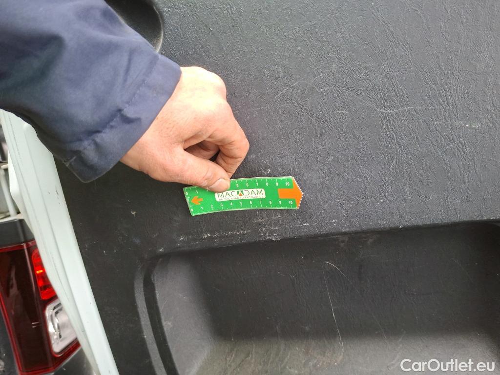  Renault  Trafic  Fourgon L2H1 1300 Confort 1.6 dCi #72