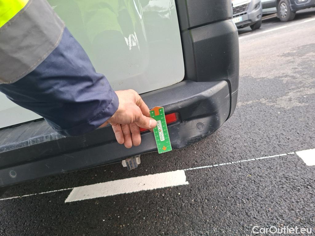  Renault  Trafic  Fourgon L2H1 1300 Confort 1.6 dCi #19