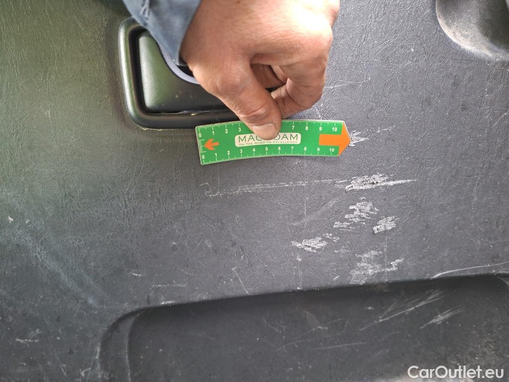  Renault  Trafic  Fourgon L2H1 1300 Confort 1.6 dCi #89