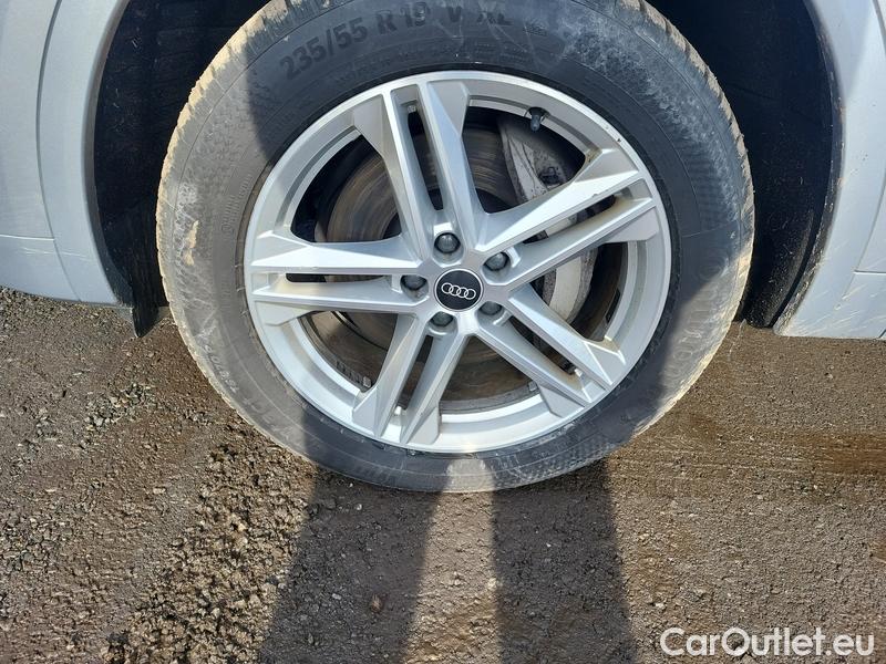  Audi  Q5   (FYG) (2020)  50 TDI S line quat.AT 5d #15