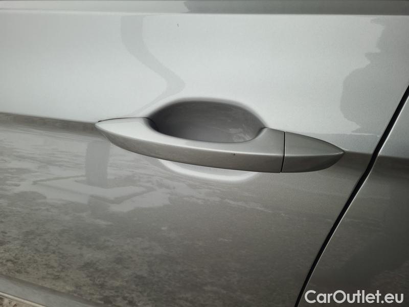  Volkswagen  Passat  7 (2014) Pas.Var.2.0TDI 110 Elegance AT #3