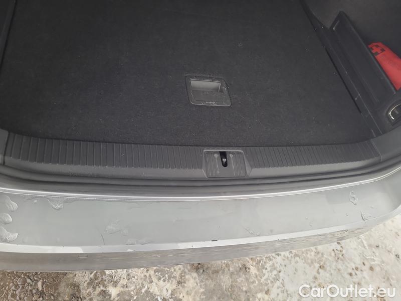  Volkswagen  Passat  7 (2014) Pas.Var.2.0TDI 110 Elegance AT #12