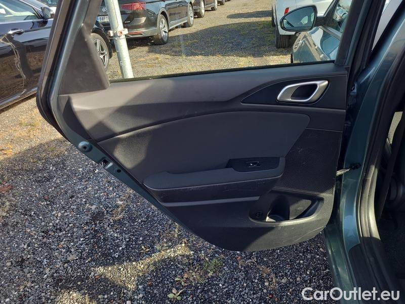  KIA  Cee'd Ceed  (CD) (2018->) Ceed SW 1.5 T-GDI 118 Spin 5d #25