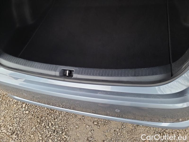  Toyota  Corolla  (E21) (2019)  1.5DF Comfort 4d #9