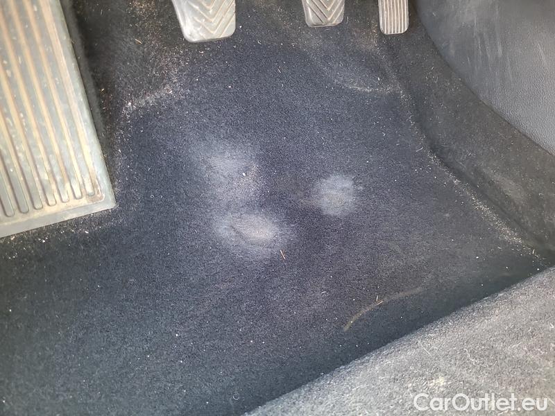  KIA  Cee'd Ceed  (CD) (2018->) Ceed SW 1.5 T-GDI 118 Spin 5d #19