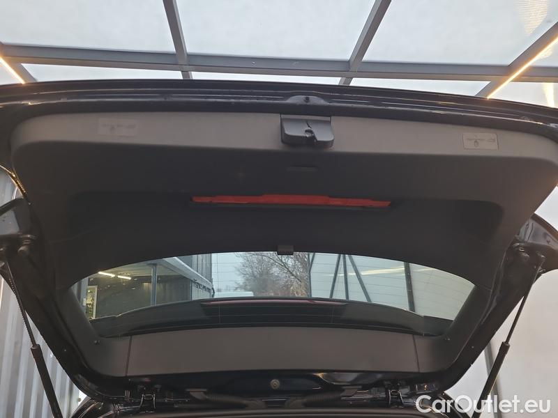  Volkswagen  Golf  VIII (CD1) (2019) 1,5 TSI 96 Life 5d #6