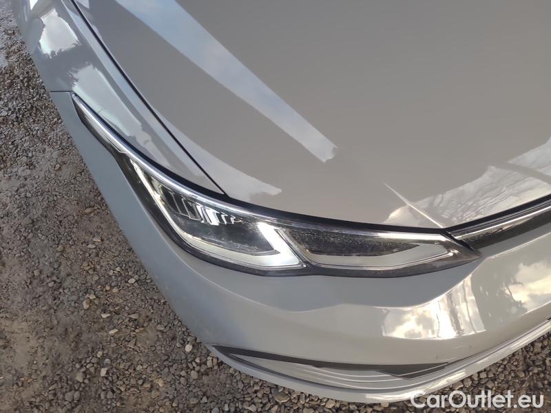  Volkswagen  Golf  VIII (CD1) (2019) 1,5 TSI 96 Life 5d #9