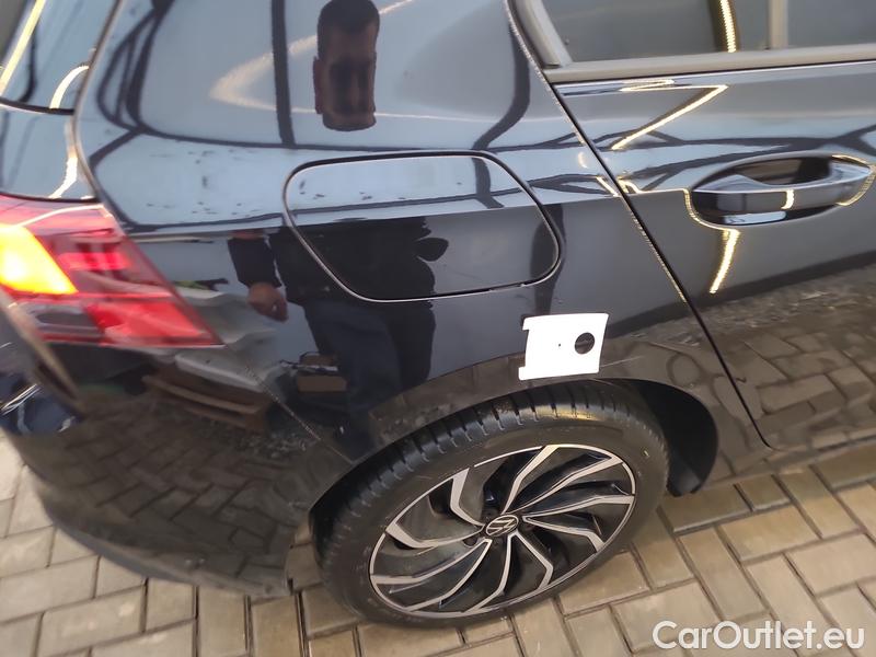  Volkswagen  Golf  VIII (CD1) (2019) 1,5 TSI 96 Life 5d #16