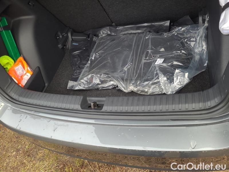  Skoda  Fabia  (PJ3) (2021)  1.0 MPI 70 Style 5d #10