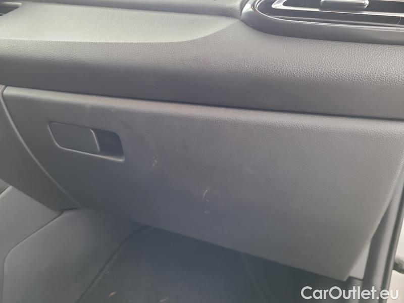  Hyundai  i30  (PD)(01.2017  ->)  kom.1.0 T-GDI N Line 5d #15