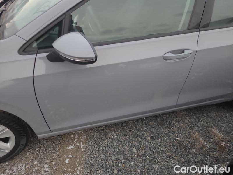  Volkswagen  Golf  VIII (CD1) (2019) 1,5 TSI 96 Life 5d #13