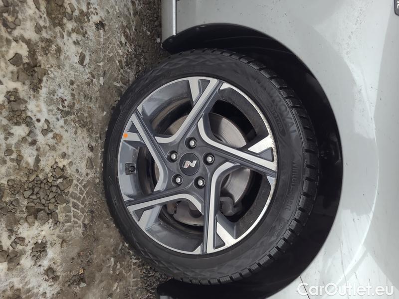  Hyundai  i30  (PD)(01.2017  ->)  kom.1.0 T-GDI N Line 5d #16