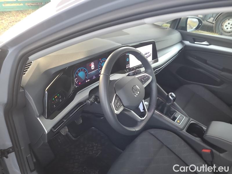  Volkswagen  Golf  VIII (CD1) (2019) 1,5 TSI 96 Life 5d #12