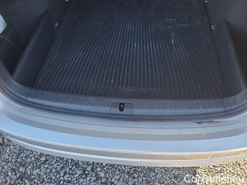  Skoda  Octavia  Combi (NX3)(2020) Oct.Combi 2.0TDI 85 Ambition #14