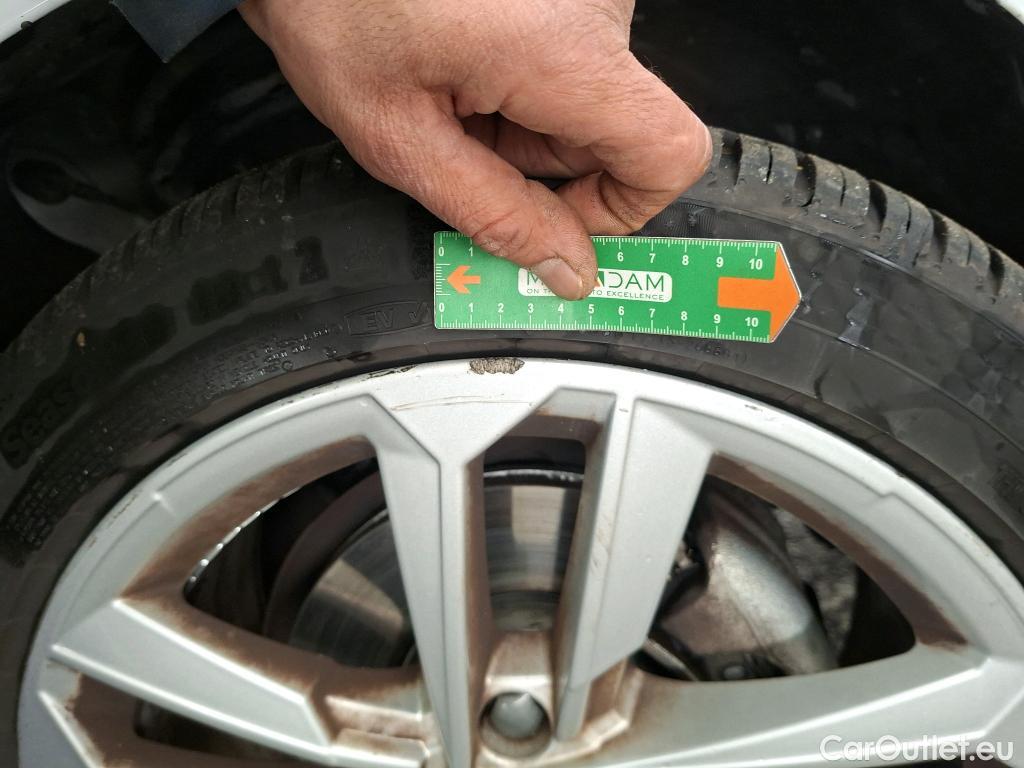  Audi  A3  Sportback 35 TDI Business Line 2.0 TDI 150CV BVA7 E6d #9