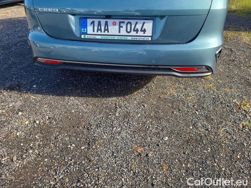  KIA  Cee'd Ceed  (CD) (2018->) Ceed SW 1.5 T-GDI 118 Spin 5d #6