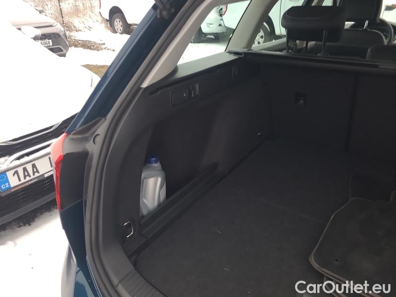  Volkswagen  Passat  Variant (CB5) (2019) Pas.Var.2.0TDI 110 Elegance AT #21