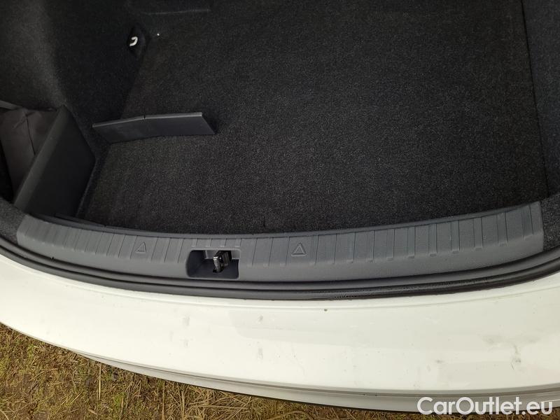  Skoda  Scala  (NW) (2019)  1.0 TSI 81 Style #13