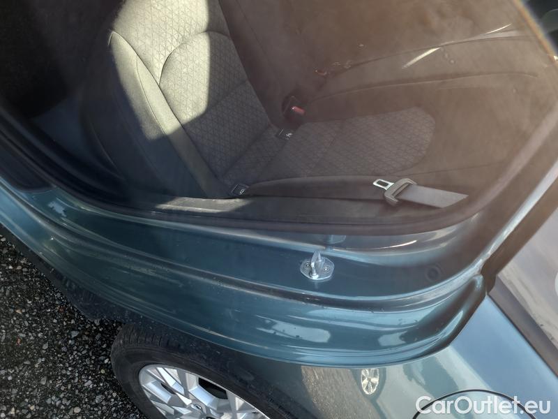  KIA  Cee'd Ceed  (CD) (2018->) Ceed SW 1.5 T-GDI 118 Spin 5d #17