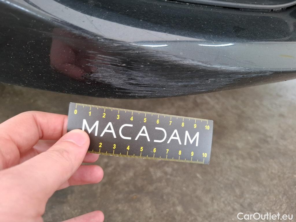  Bmw  Serie 1 BMW Série 1 / 2019 / 5P / Berline 118i DKG7 Business Design #14