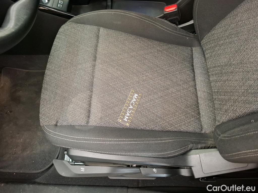  Bmw  X1 BMW  / 2022 / 5P / SUV sDrive18i Business Design DKG7 #17