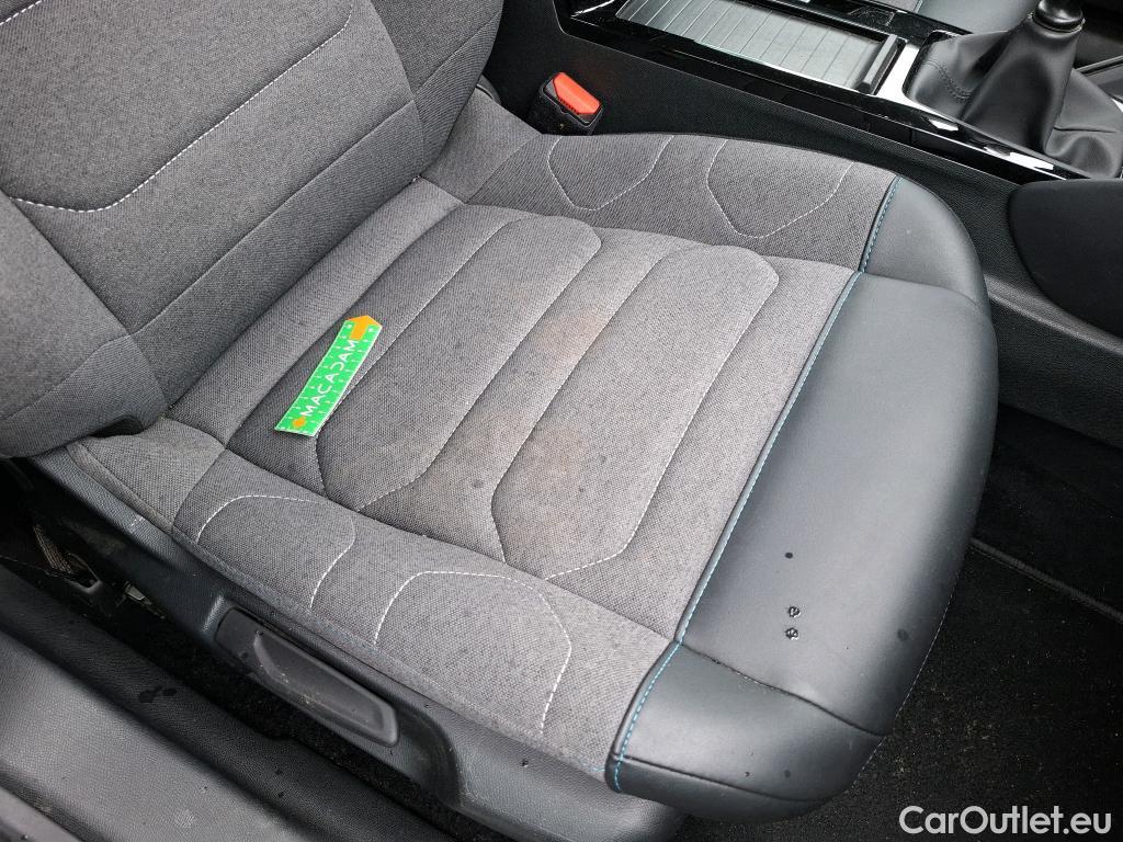  Citroen  C4  Berline Feel Pack 1.5 BlueHDI 110CV BVM6 E6d #29