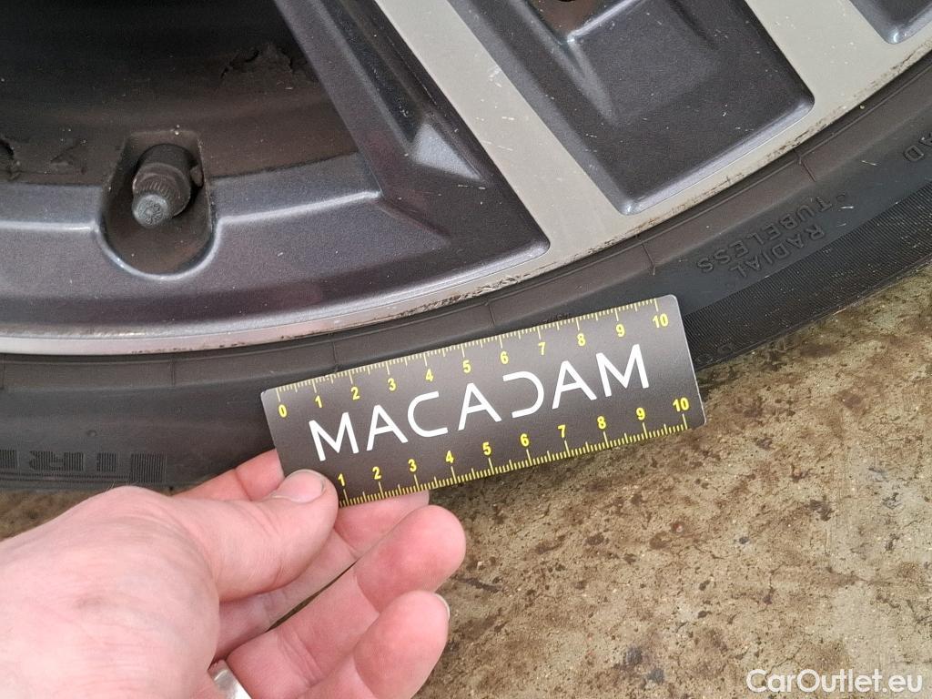  Bmw  Serie 1 Série 1 Berline 118 i Lounge 1.5 140CV BVA7 E6dT #57