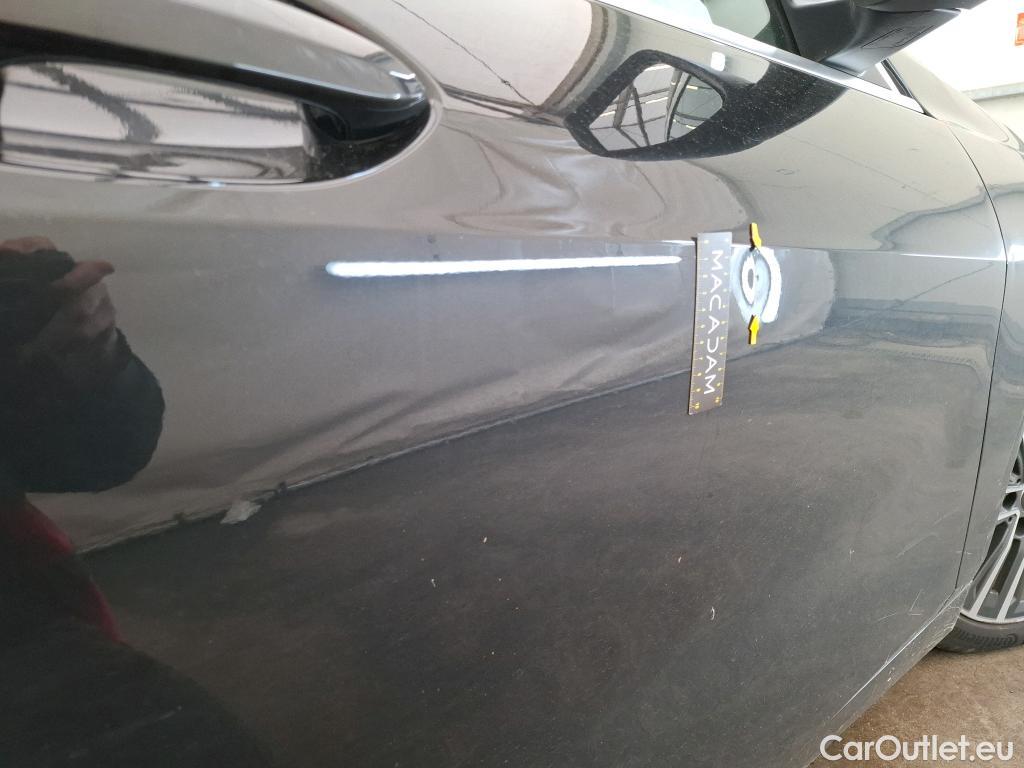  Bmw  Serie 1 BMW Série 1 / 2019 / 5P / Berline 118i DKG7 Business Design #10