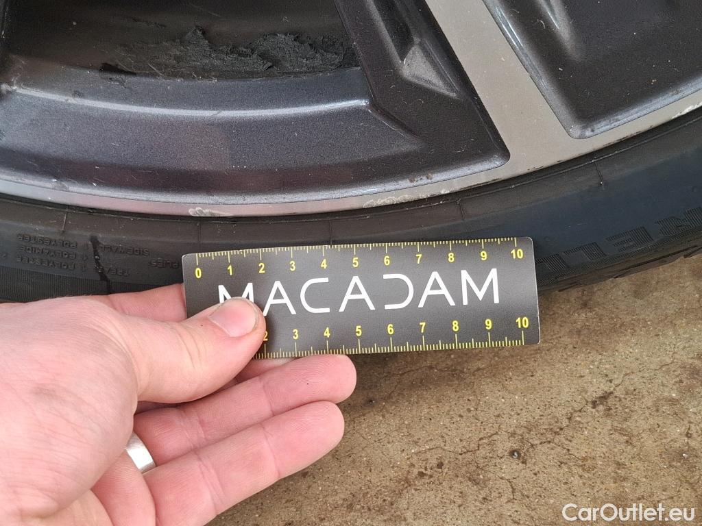  Bmw  Serie 1 Série 1 Berline 118 i Lounge 1.5 140CV BVA7 E6dT #44