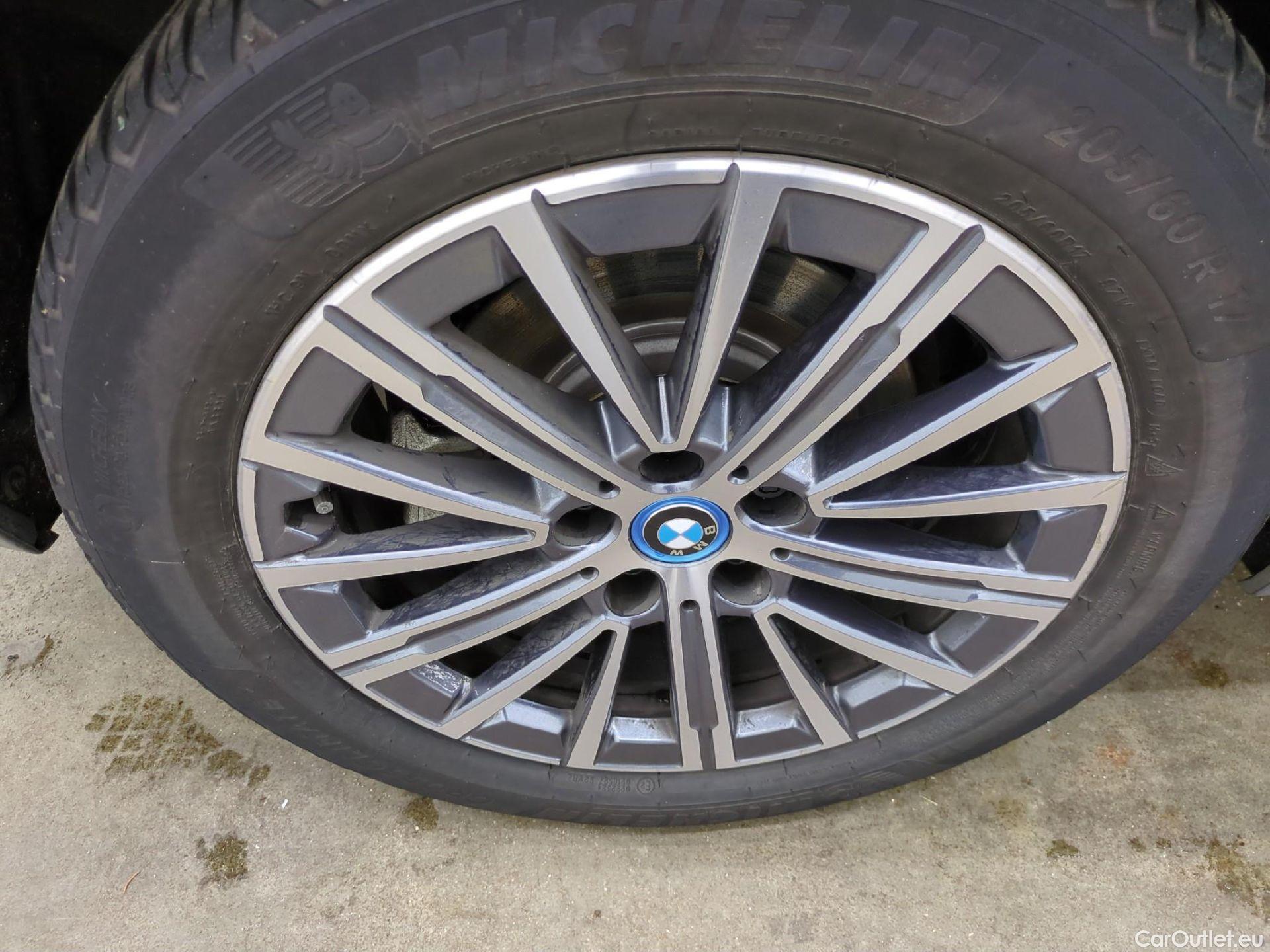  Bmw  2 Tourer BMW Série 2 Active Tourer / 2021 / 5P / monospace 225e xDrive 245ch Business Design DKG7 #8