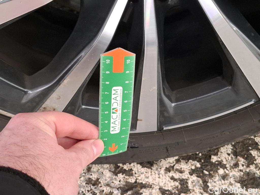  Bmw  Serie 3 Série 3 Berline 320 d Lounge 2.0 190CV BVA8 E6d #14